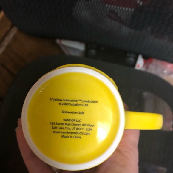 2008 Beatles Yellow Submarine Mug -$35 or $30 w/offer - Picture 2 of 3